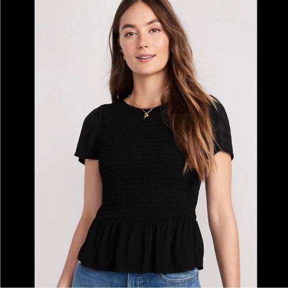 NWT! Black Flutter-Sleeve Smocked Peplum Blouse for Women - Size Large - Picture 1 of 6